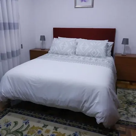 Bed and breakfast Vivenda Flores Macedo de Cavaleiros