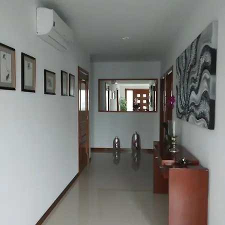 Vivenda Flores Bed and breakfast *